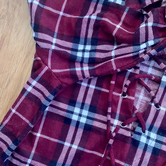 Polly & Esther Laced Flannel • M - Picture 4 of 4
